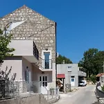 Monika - Two Bedroom With Terrace And Sea View * Ston