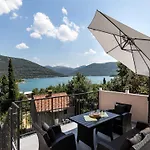 Monika - Two Bedroom With Terrace And Sea View Ferienhaus