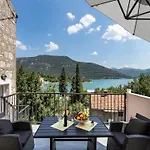 Monika - Two Bedroom With Terrace And Sea View