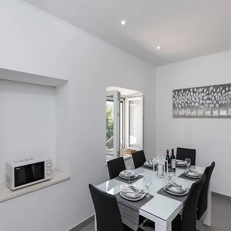 Monika - Two Bedroom With Terrace And Sea View Дом отдыха *