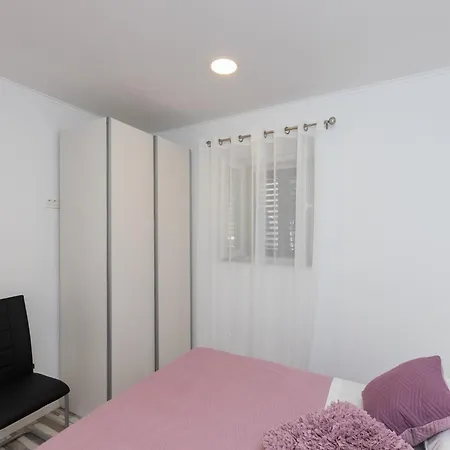 Monika - Two Bedroom With Terrace And Sea View Tatil Evi *