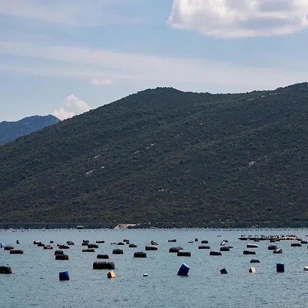 Monika - Two Bedroom With Terrace And Sea View *