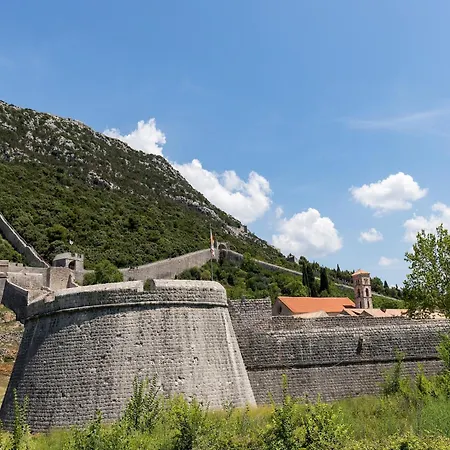 Monika - Two Bedroom With Terrace And Sea View Ston