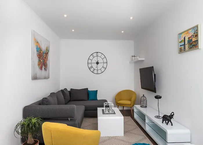 Дом отдыха Monika - Two Bedroom With Terrace And Sea View Стон