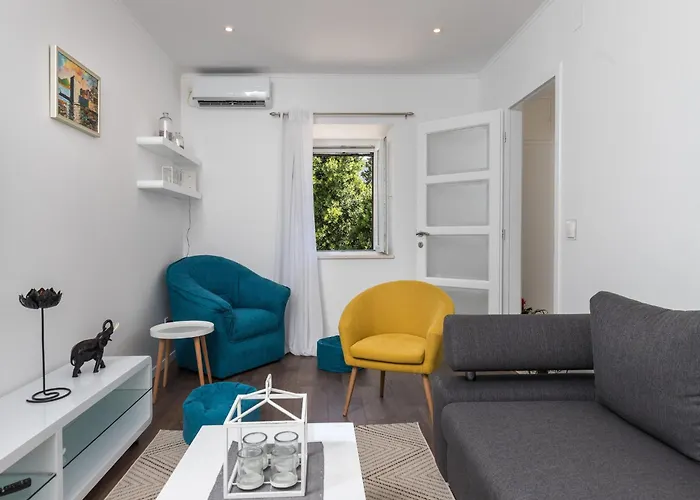 Monika - Two Bedroom With Terrace And Sea View