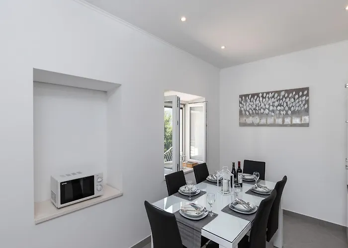 Monika - Two Bedroom With Terrace And Sea View Дом отдыха *