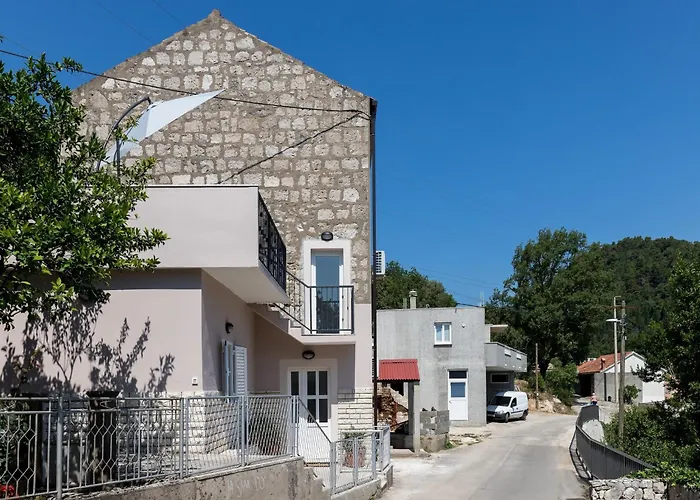 Monika - Two Bedroom With Terrace And Sea View * Стон