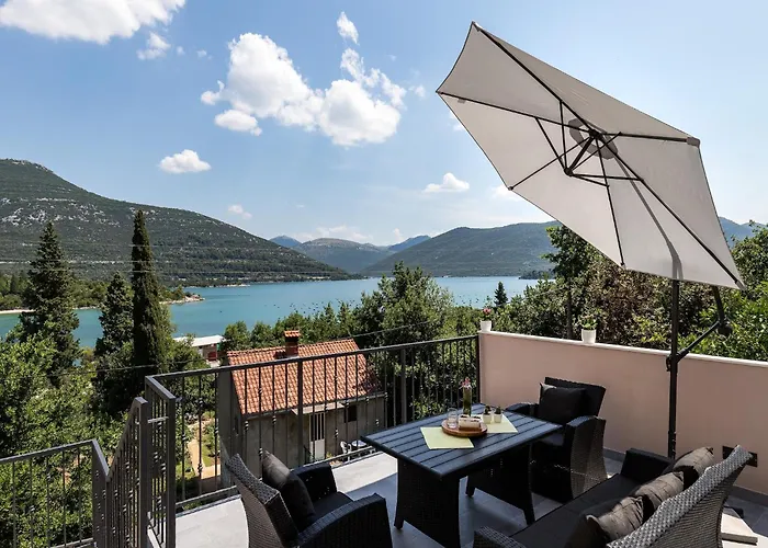 Monika - Two Bedroom With Terrace And Sea View Дом отдыха