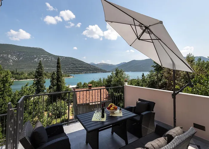 Monika - Two Bedroom With Terrace And Sea View Стон